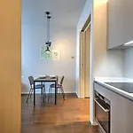 V. Veneto - Porta Venezia - Centro Apartment
