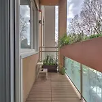 V. Veneto - Porta Venezia - Centro Apartment