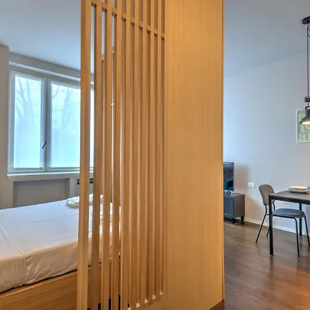 V. Veneto - Porta Venezia - Centro Apartamento